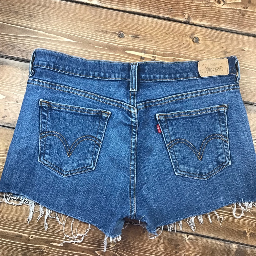 Levi’s Cut Off Shorts